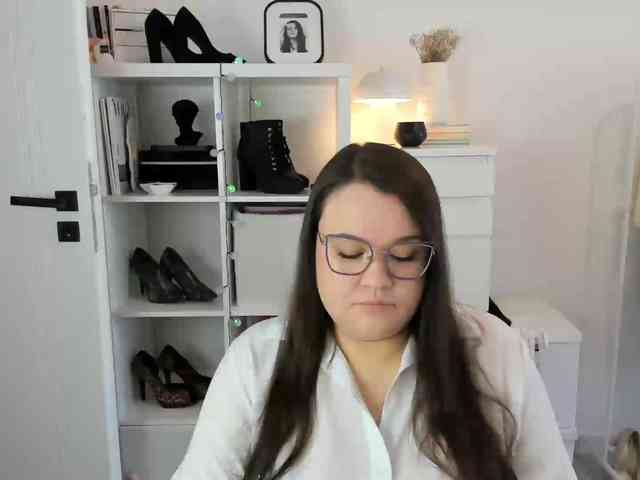 HollyDanceSoul webcam