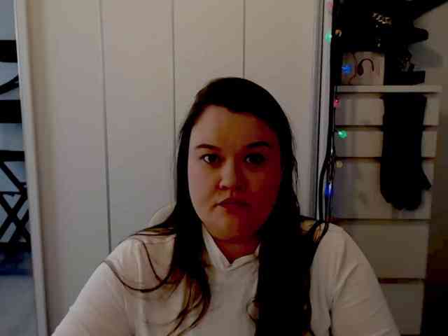 HollyDanceSoul webcam