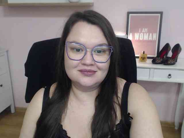 HollyDanceSoul webcam