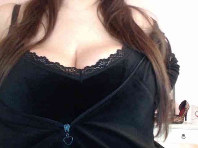 HollyDanceSoul webcam