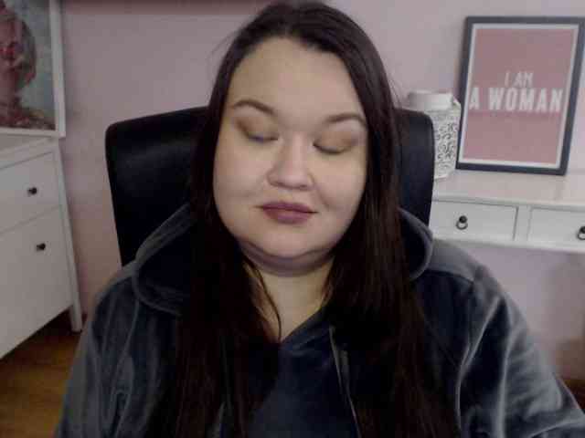 HollyDanceSoul webcam