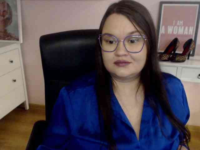 HollyDanceSoul webcam