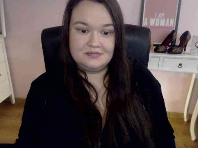 HollyDanceSoul webcam