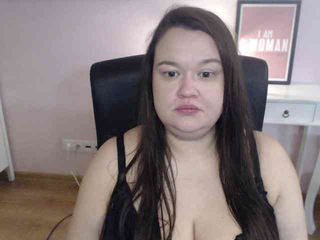 HollyDanceSoul webcam