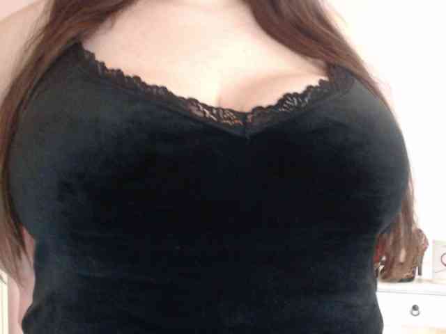 HollyDanceSoul webcam