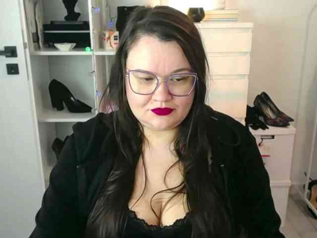 HollyDanceSoul Live Webcam on BongaCams