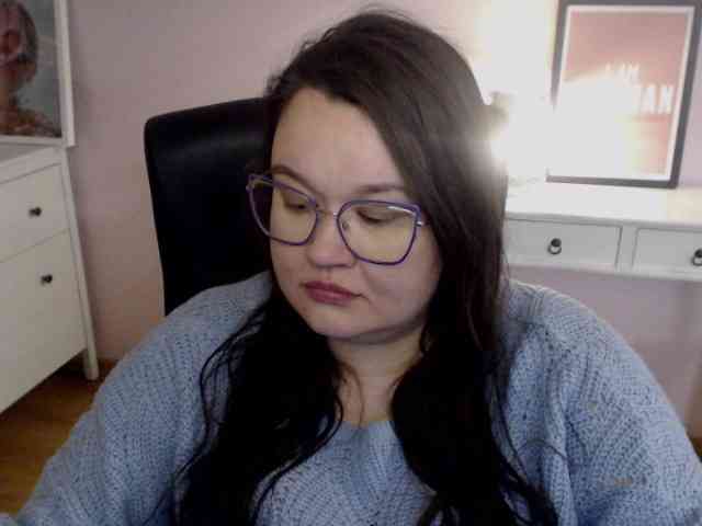 HollyDanceSoul webcam