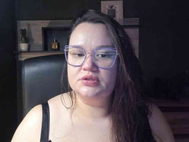 HollyDanceSoul webcam