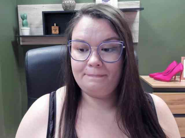 HollyDanceSoul webcam