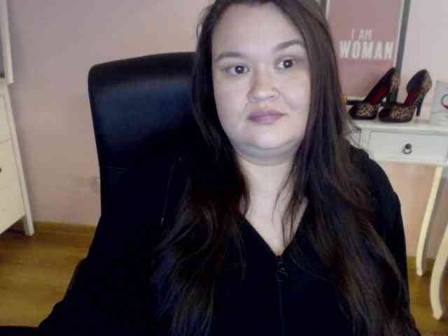 HollyDanceSoul webcam