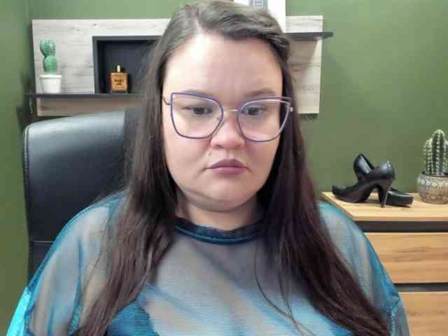 HollyDanceSoul webcam