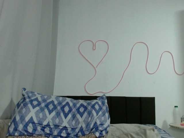 TAMIRESLEAL's BongaCams show and profile