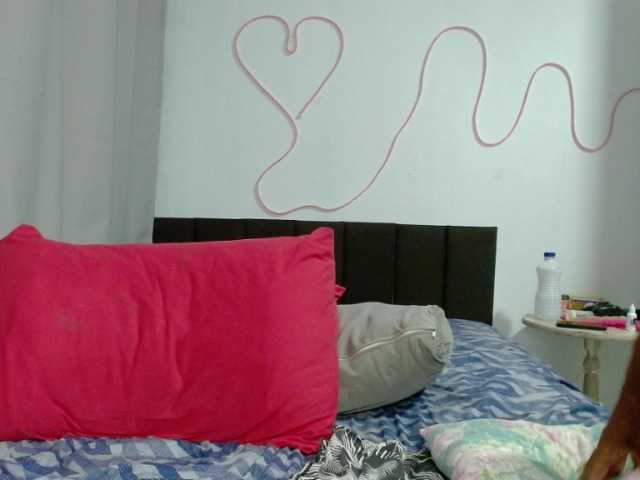 TAMIRESLEAL's BongaCams show and profile