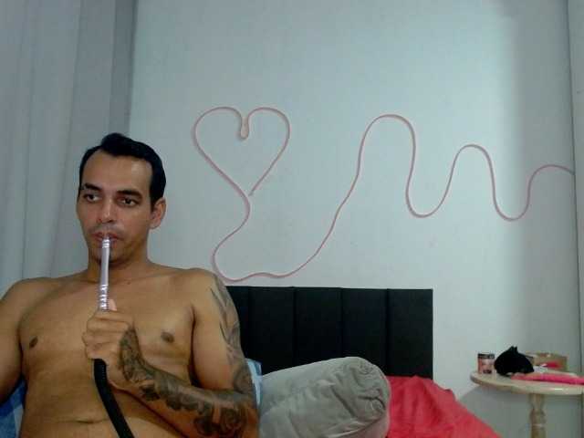 TAMIRESLEAL's BongaCams show and profile