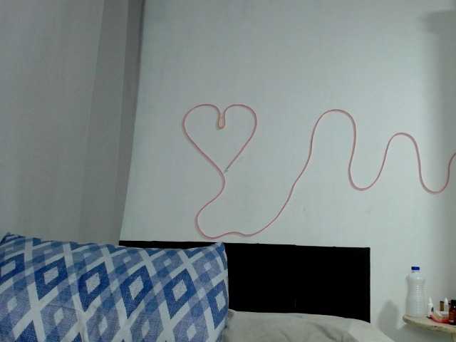 TAMIRESLEAL's BongaCams show and profile