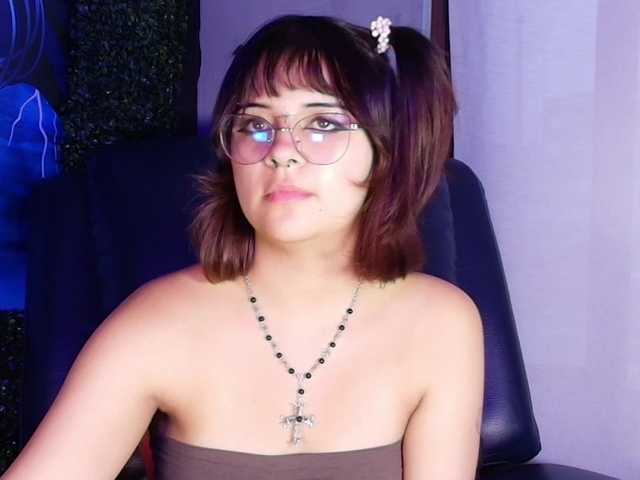 Ivy-Storm1's BongaCams show and profile