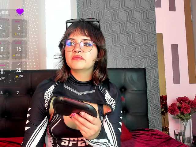 Ivy-Storm1's BongaCams show and profile