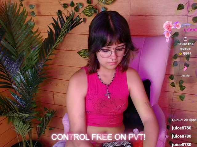 Ivy-Storm1's BongaCams show and profile