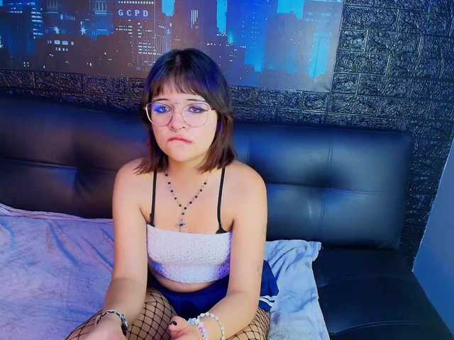 Ivy-Storm1's BongaCams show and profile