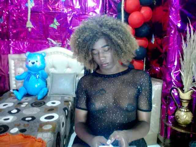 SelenaGill Live Webcam on BongaCams