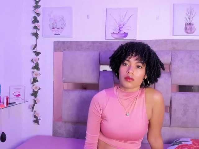 Baddie-Delayla webcam bongacams model stream image