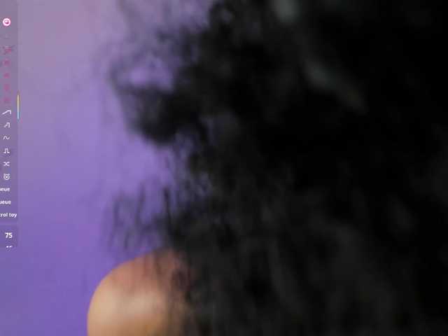 Baddie-Delayla's BongaCams show and profile