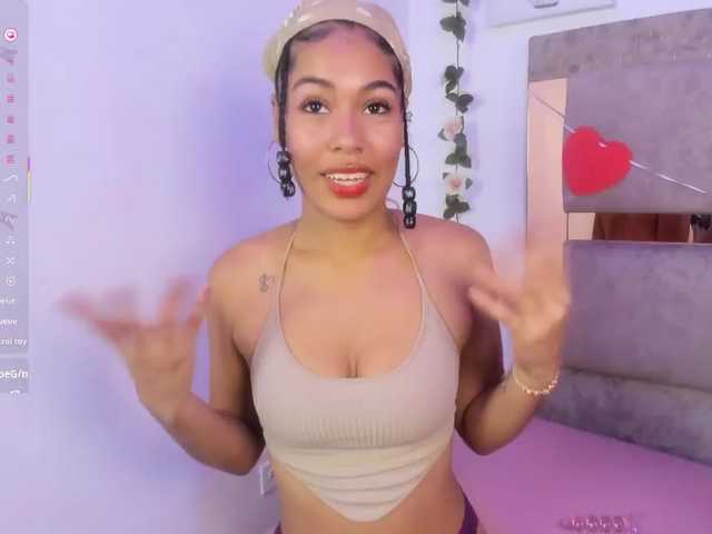 Baddie-Delayla's BongaCams show and profile