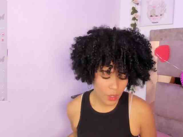 Baddie-Delayla webcam