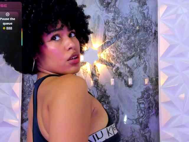 Baddie-Delayla webcam