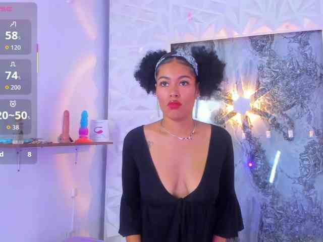 Baddie-Delayla webcam