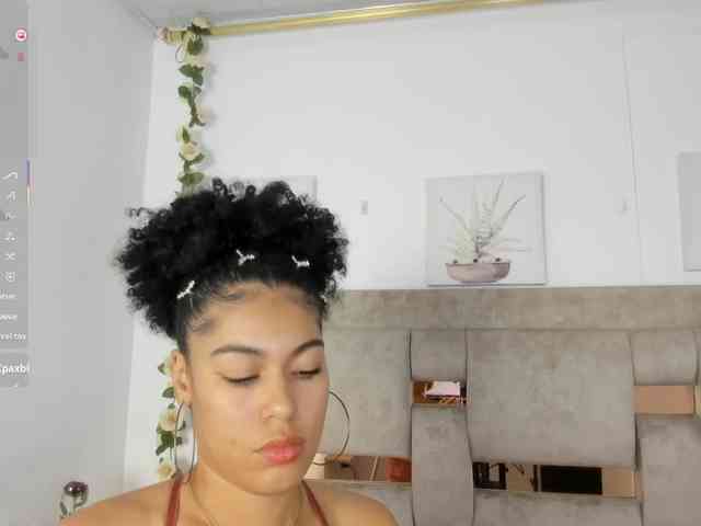 Baddie-Delayla webcam