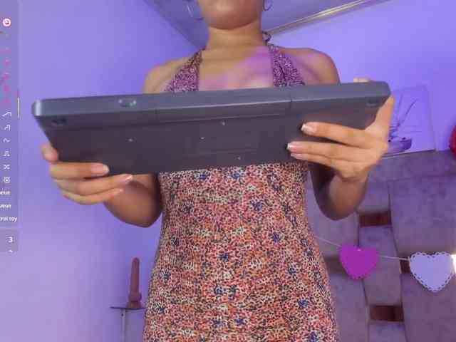 Baddie-Delayla webcam