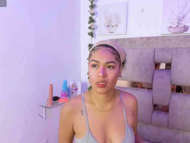 Baddie-Delayla Live Webcam on BongaCams