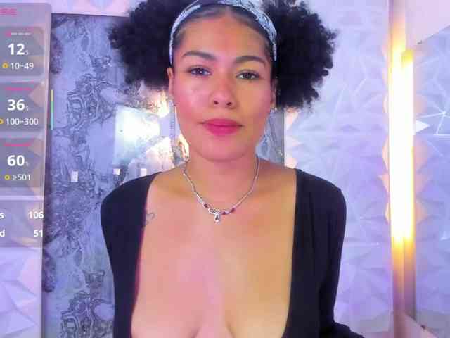 Baddie-Delayla webcam