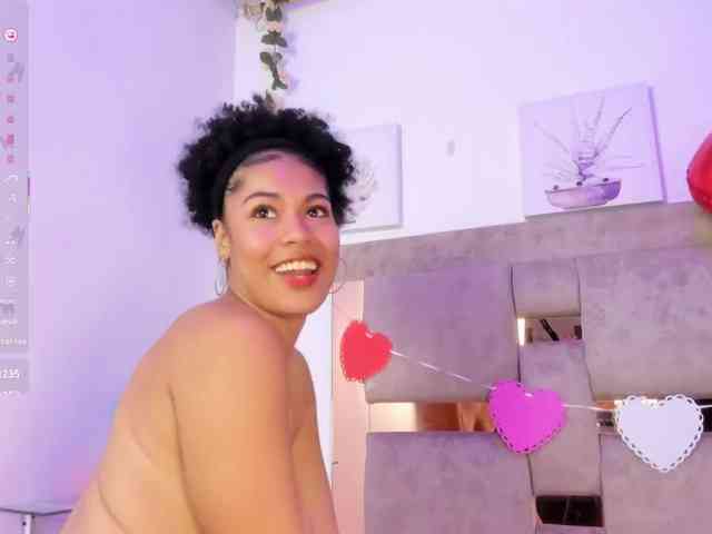 Baddie-Delayla webcam