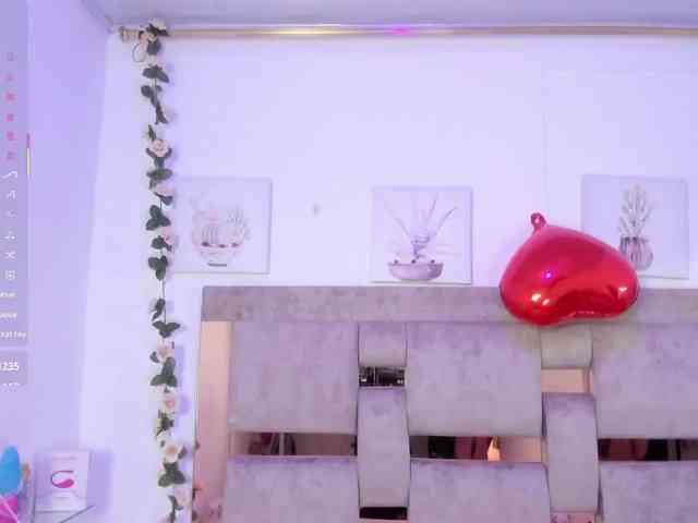 Baddie-Delayla webcam