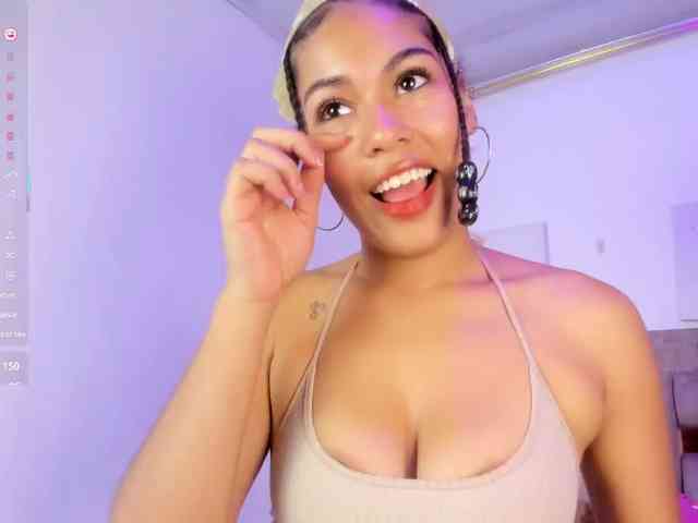 Baddie-Delayla webcam