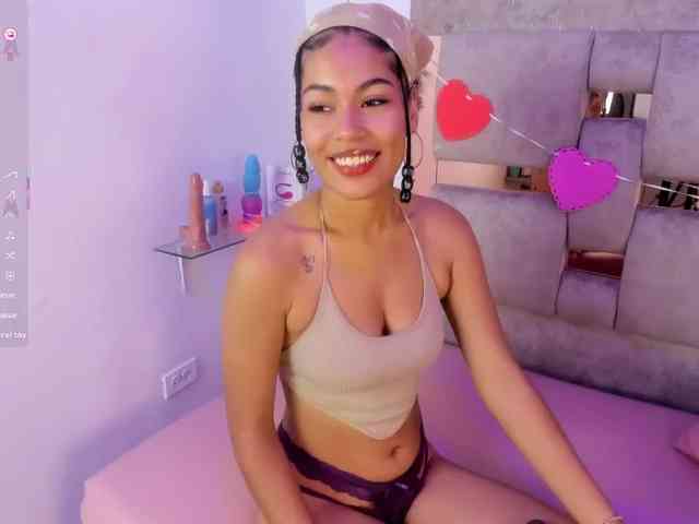 Baddie-Delayla webcam