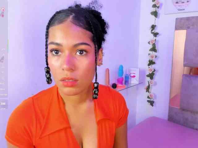 Baddie-Delayla webcam