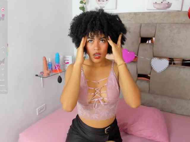 Baddie-Delayla webcam