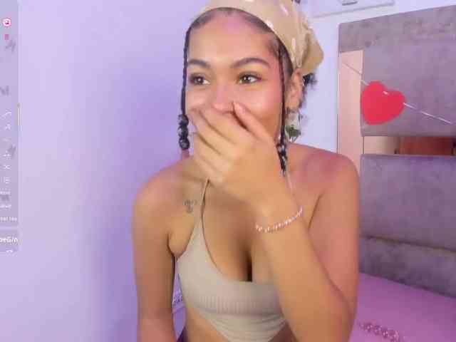 Baddie-Delayla webcam