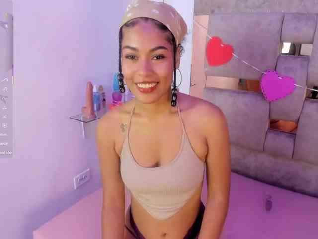 Baddie-Delayla webcam