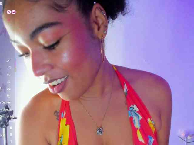 Baddie-Delayla webcam