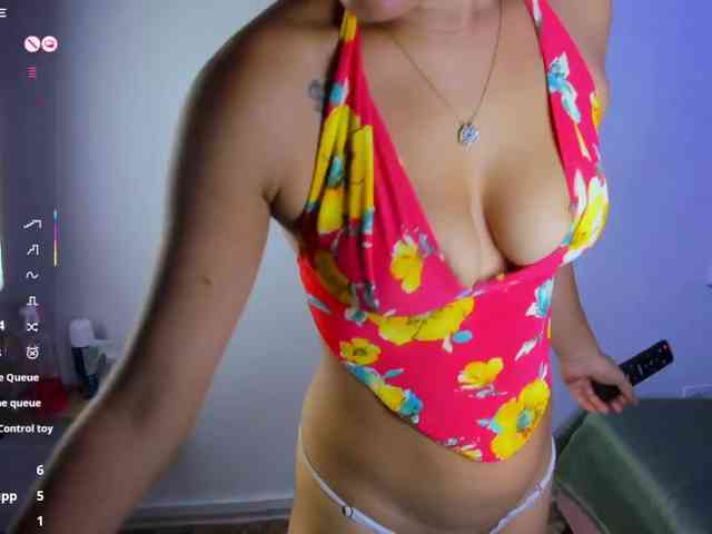 Baddie-Delayla webcam