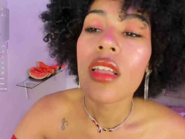 Baddie-Delayla webcam