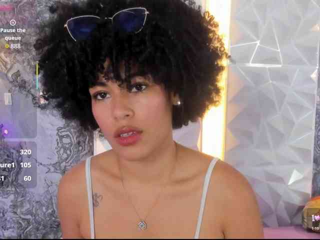 Baddie-Delayla webcam