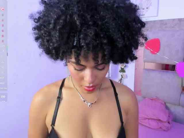 Baddie-Delayla webcam