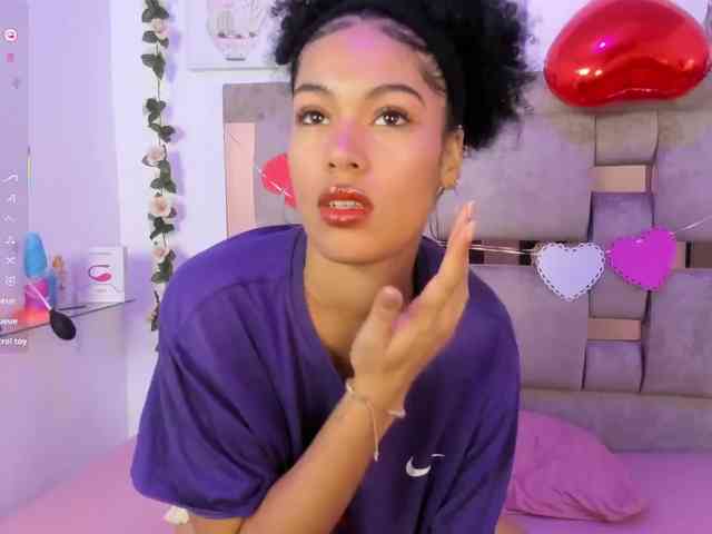 Baddie-Delayla webcam