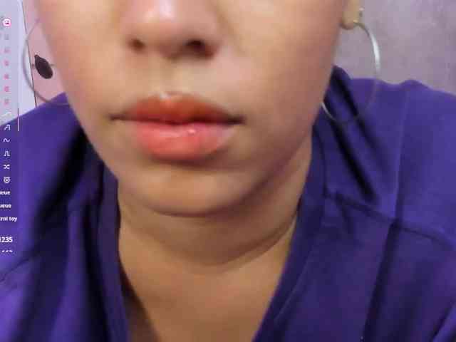 Baddie-Delayla webcam