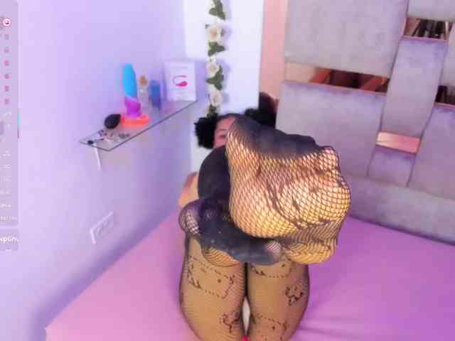 Baddie-Delayla webcam